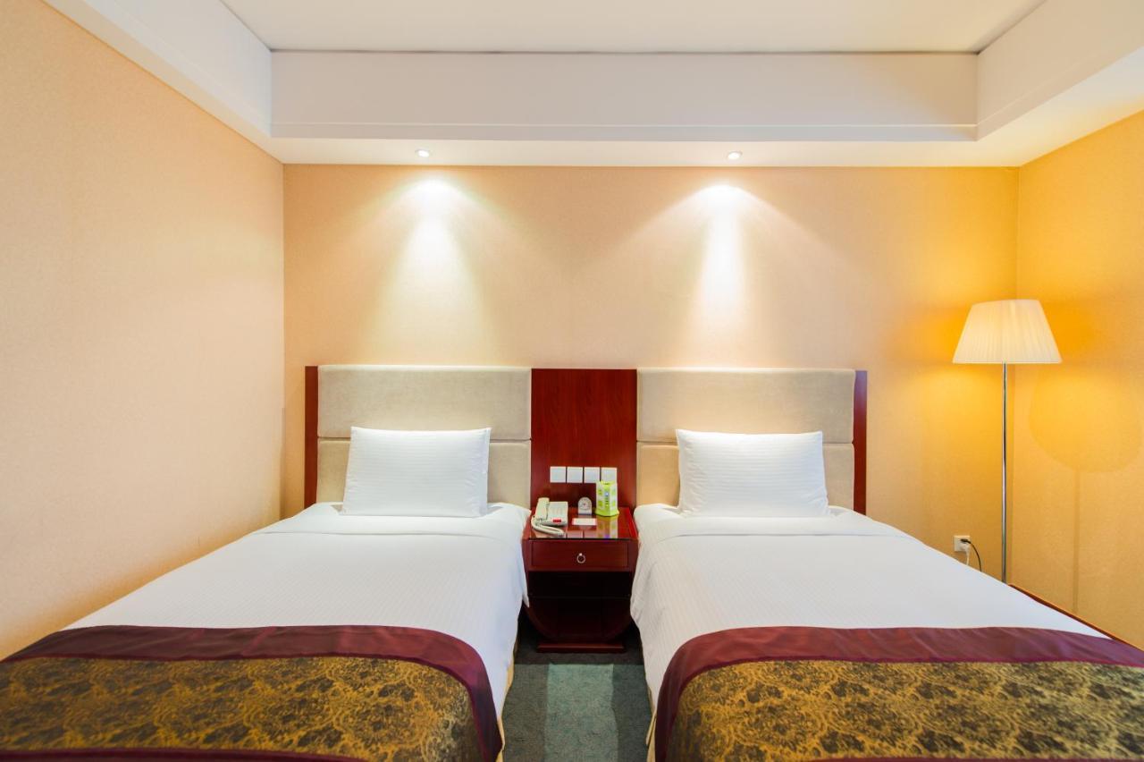 Changchun Hualida Hotel Bagian luar foto